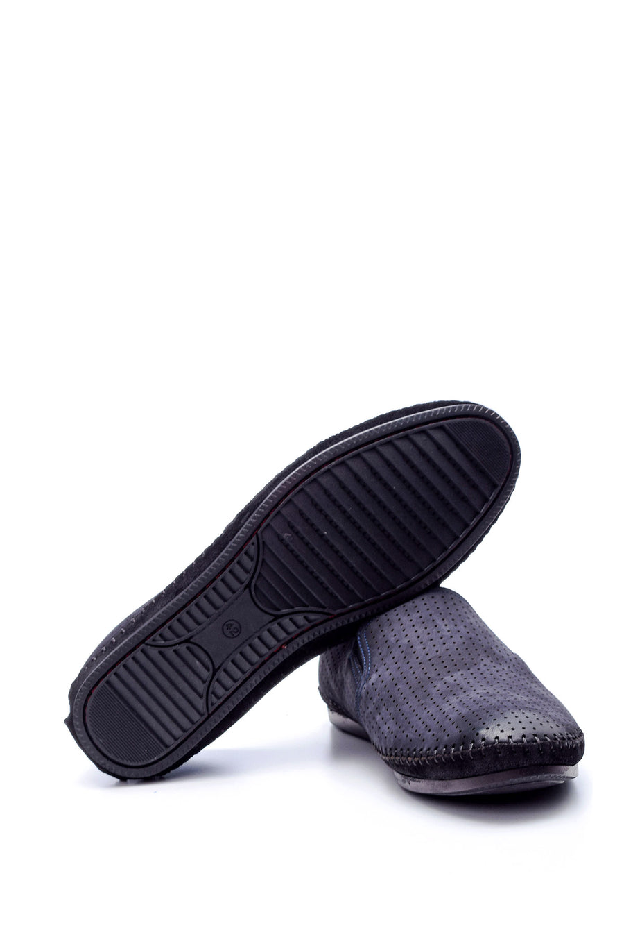 Men's Shoes with Stitching Detail