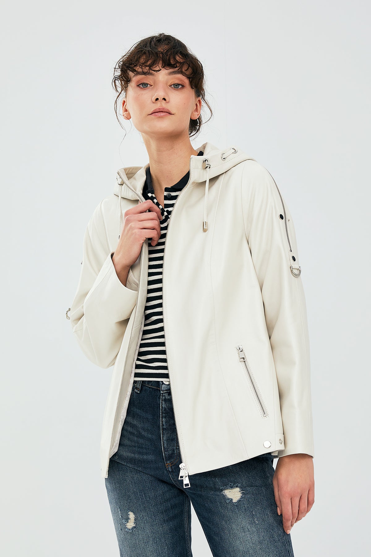 Judith Kadın Krem Kapüşonlu Oversize Deri Ceket