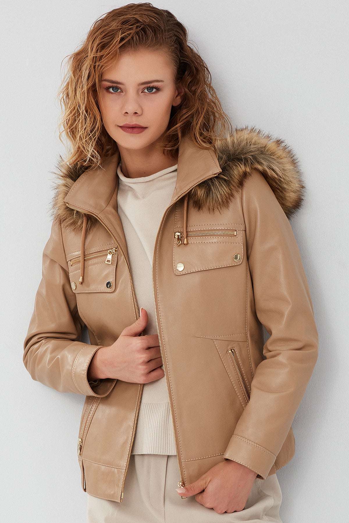 Monica Women's Beige Hooded Leather Coat with Fur Collar 23WGE5121R3 | Derimod