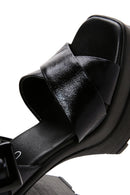 Kadın Siyah Platform Kalın Topuklu Sandalet | Derimod