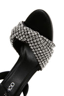 Kadın Siyah Taşlı İnce Topuklu Sandalet | Derimod