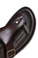 Erkek Kahvrengi Deri Parmak Arası Tokalı Düz Terlik | Derimod