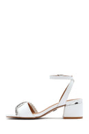 Kadın Beyaz Kalın Topuklu Sandalet | Derimod