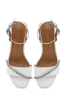 Kadın Beyaz Kalın Topuklu Sandalet | Derimod