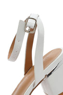 Kadın Beyaz Kalın Topuklu Sandalet | Derimod