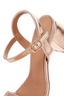 Kadın Pembe Altın Taşlı Kalın Topuklu Sandalet | Derimod