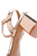 Kadın Pembe Altın Taşlı Kalın Topuklu Sandalet | Derimod