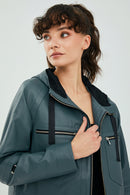Stella Kadın Petrol Yeşili Oversize Kapüşonlu Kısa Deri Ceket | Derimod
