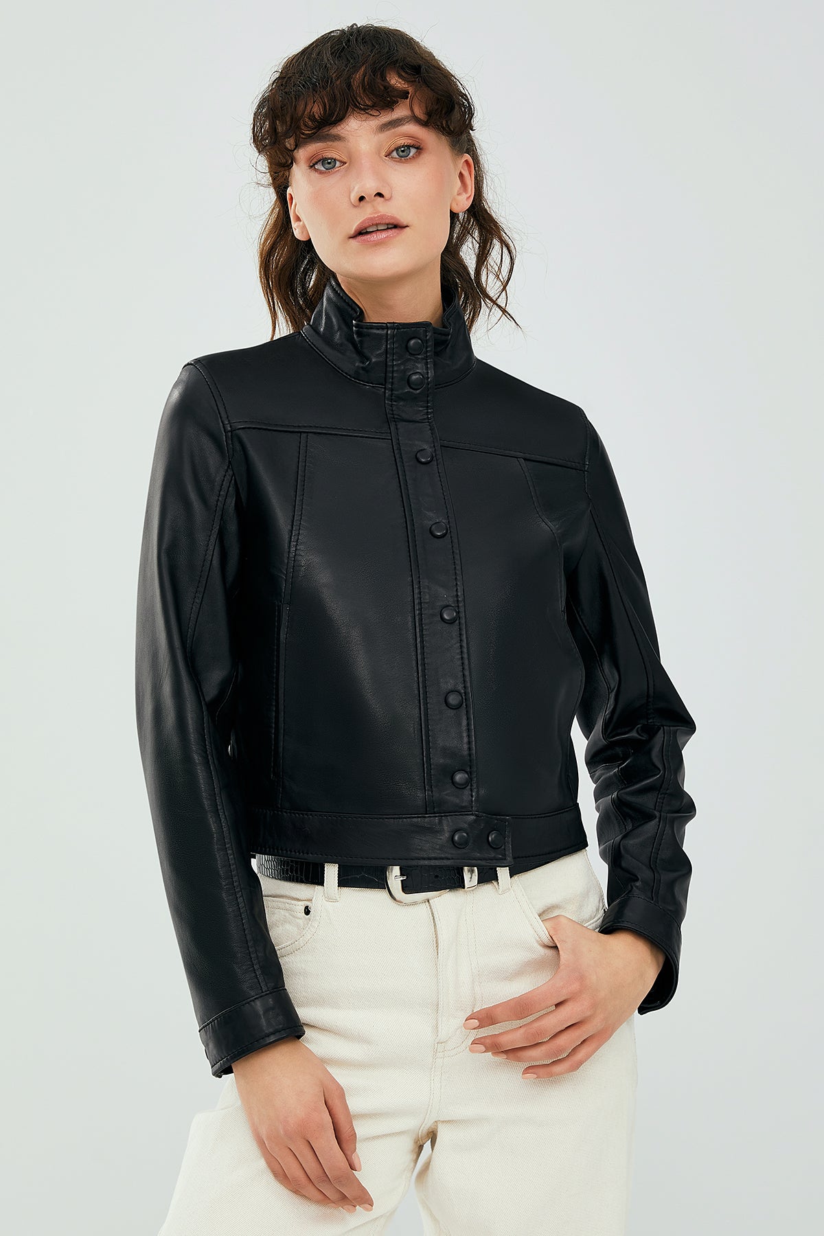 Jill Siyah Kadın Kısa Deri Ceket 23SGE50751M | Derimod