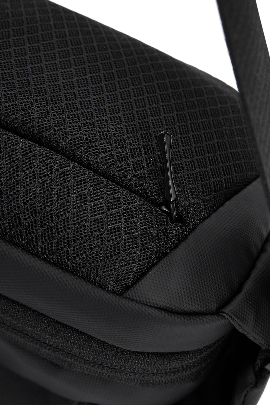 D-Pack Men's Black Waist Bag