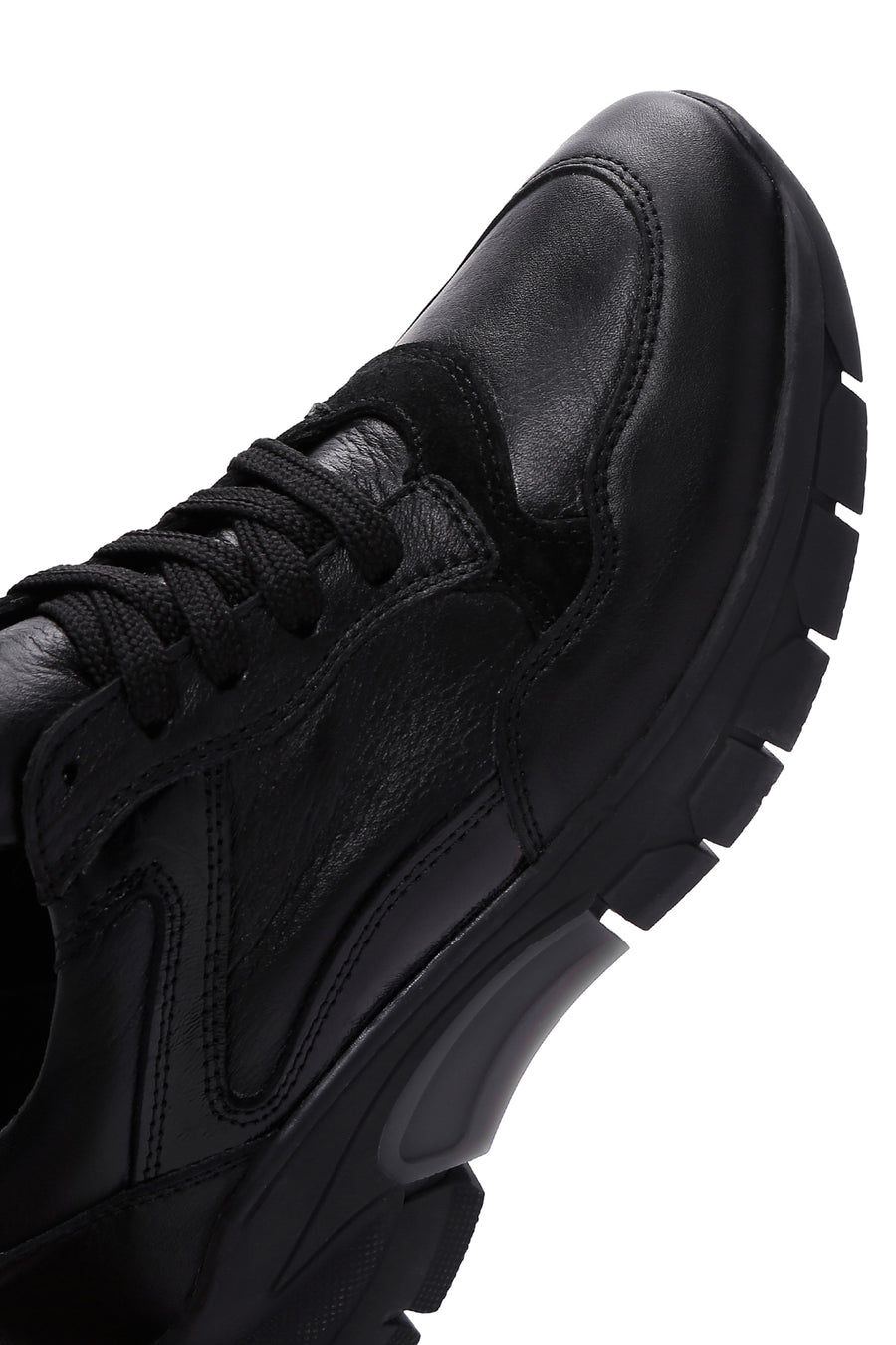 Women's Black Leather Sneaker