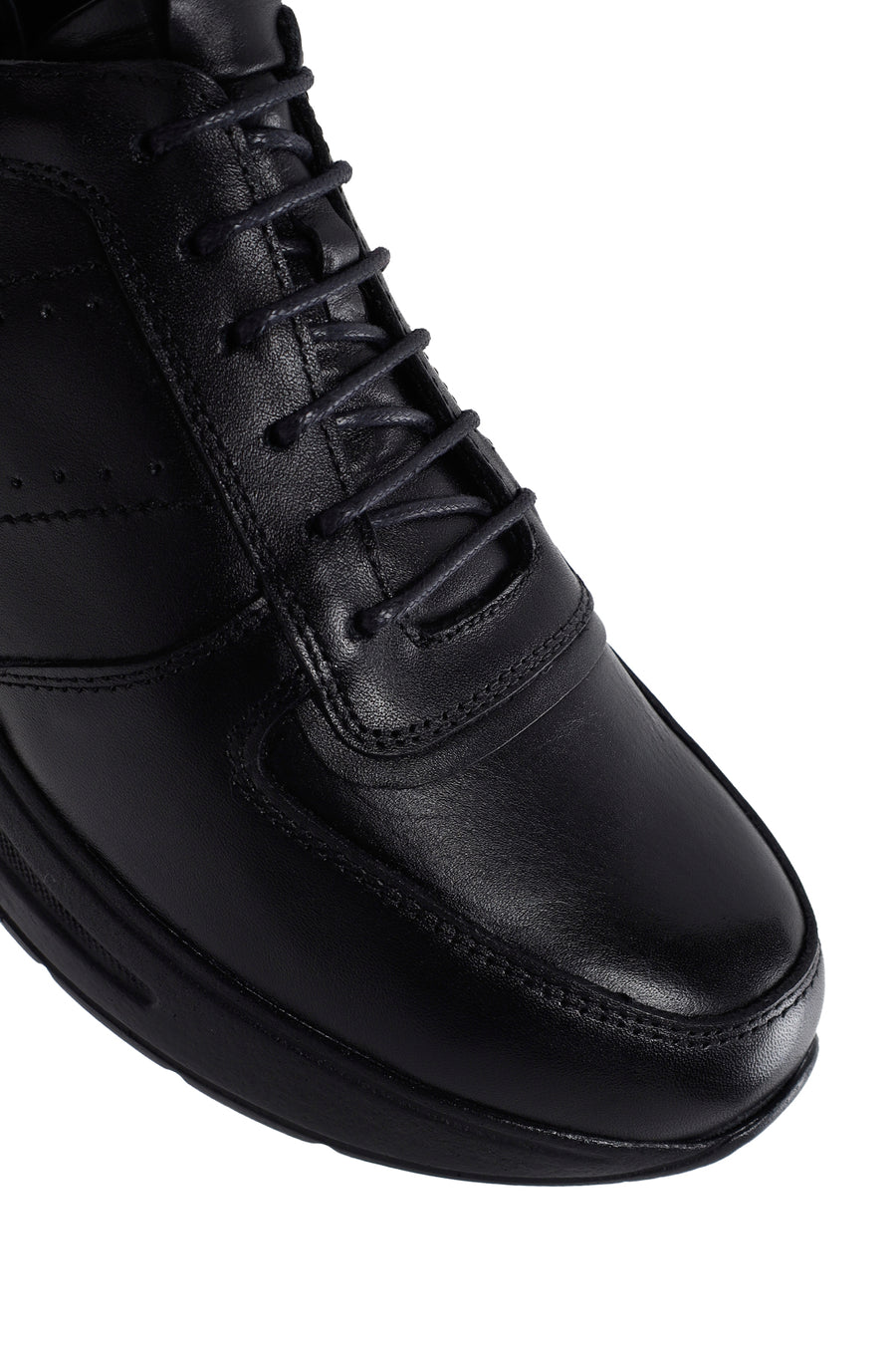 Kadın Siyah Kalın Tabanlı Deri Casual Sneaker