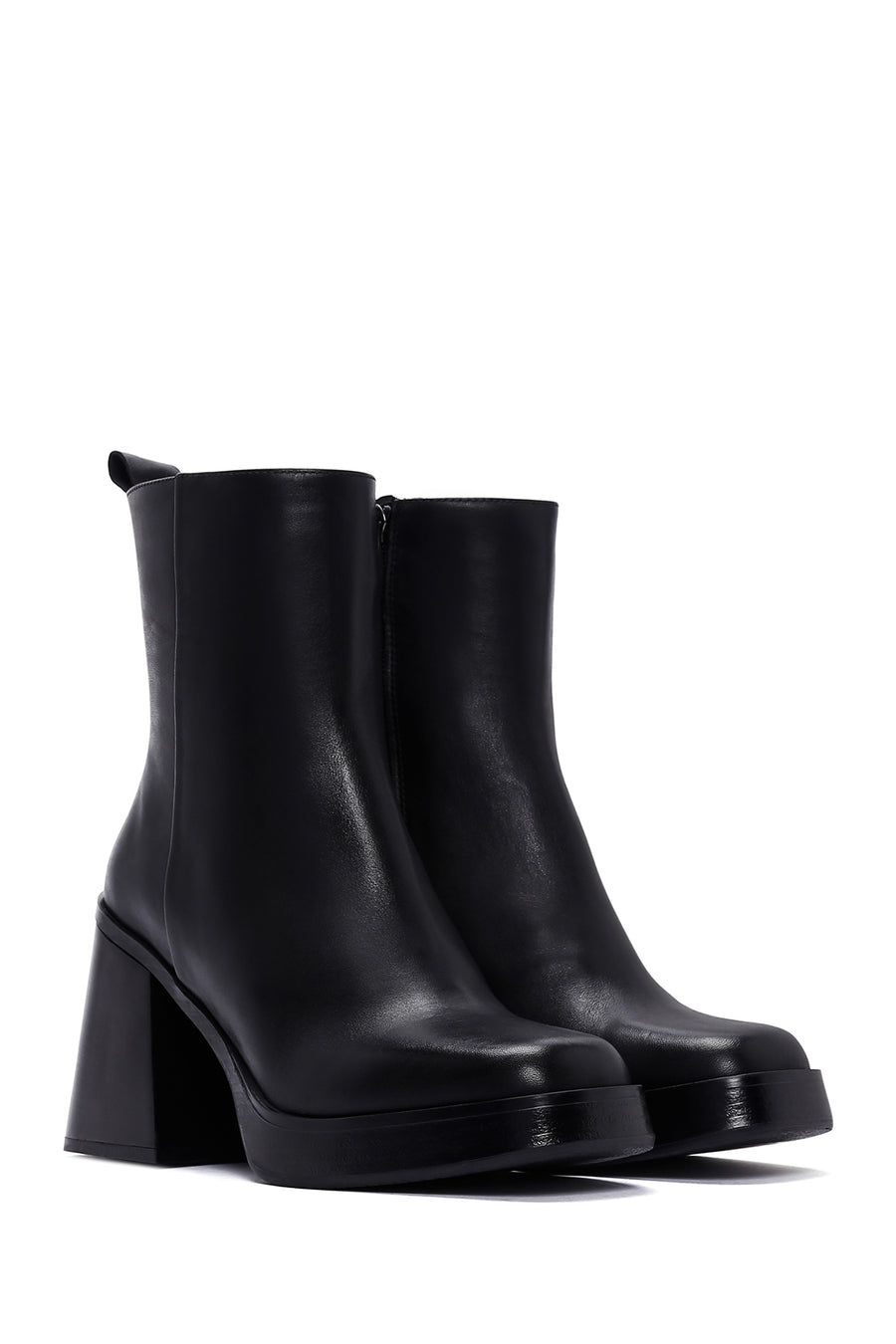 Women's Black Thick Heeled Leather Boots