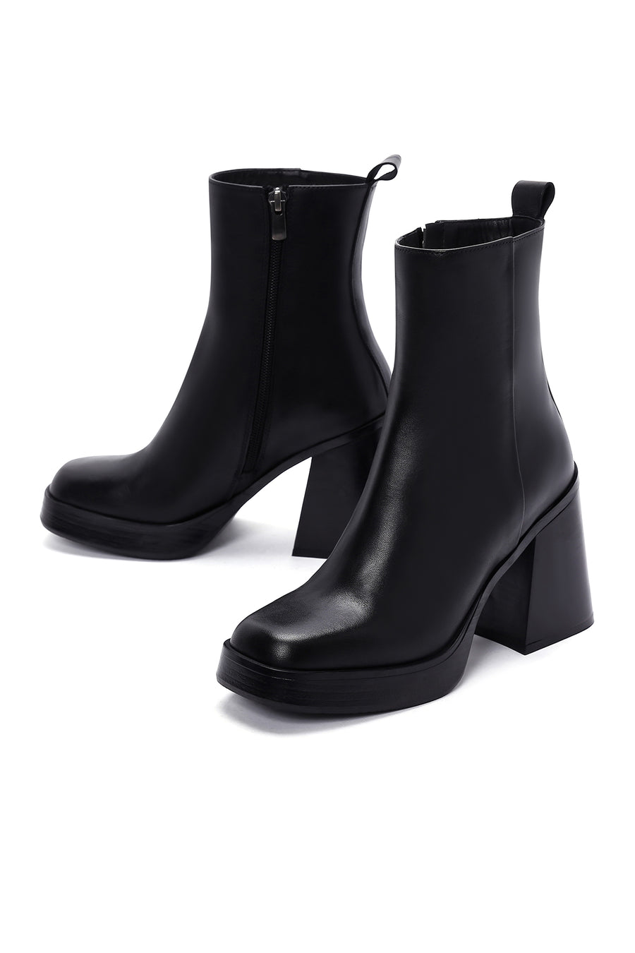 Women's Black Thick Heeled Leather Boots