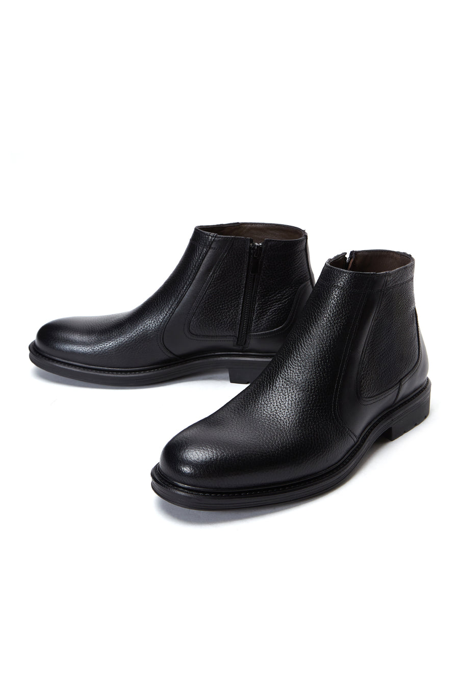 
Men's Black Zippered Leather Casual Boot
