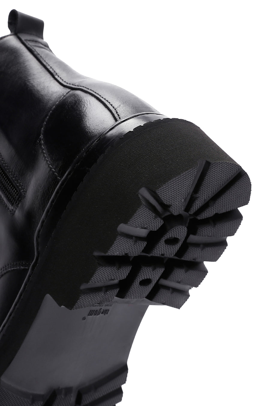 Men's Black Leather Zippered Casual Boots