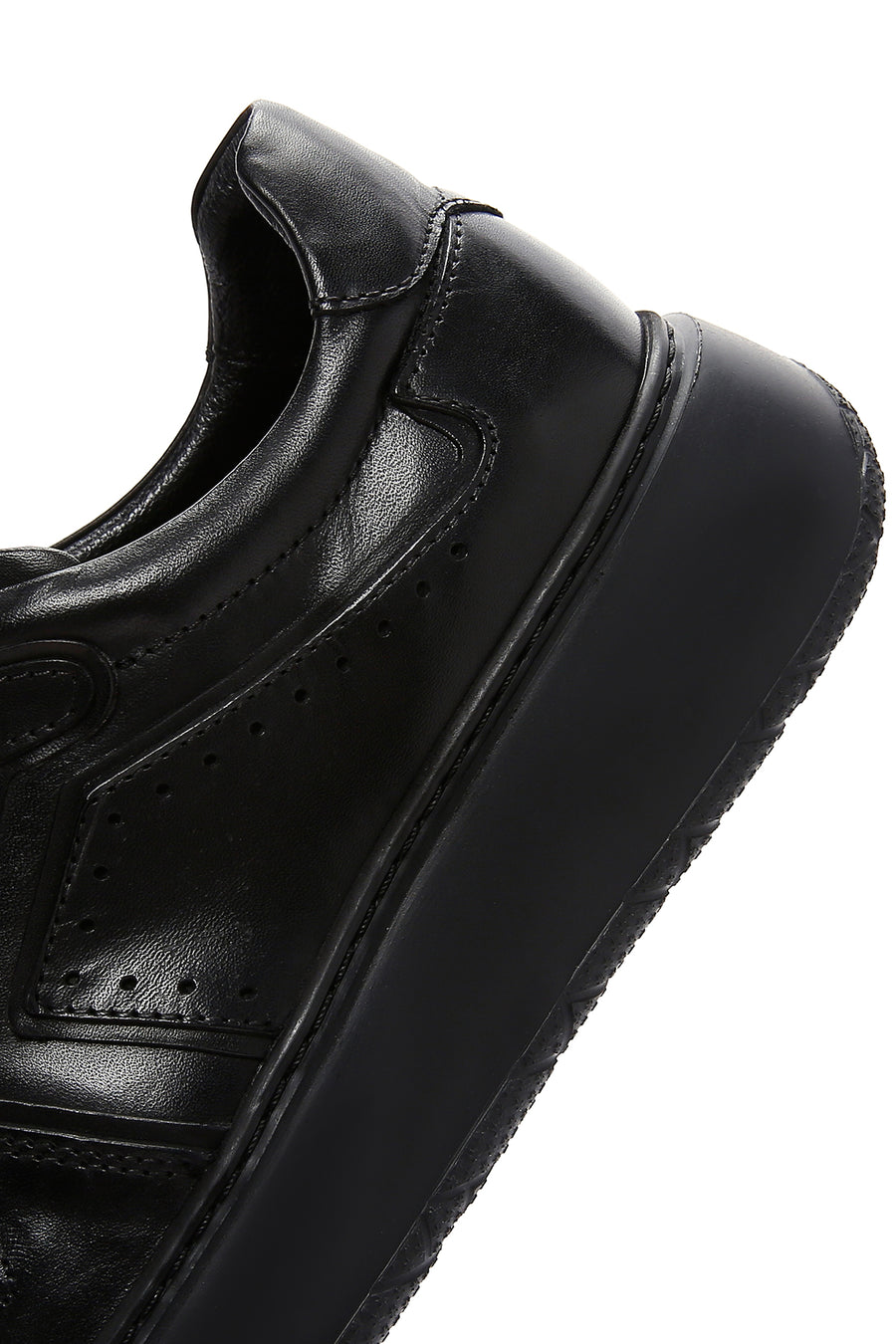 Men's Black Leather Thick Soled Sneaker