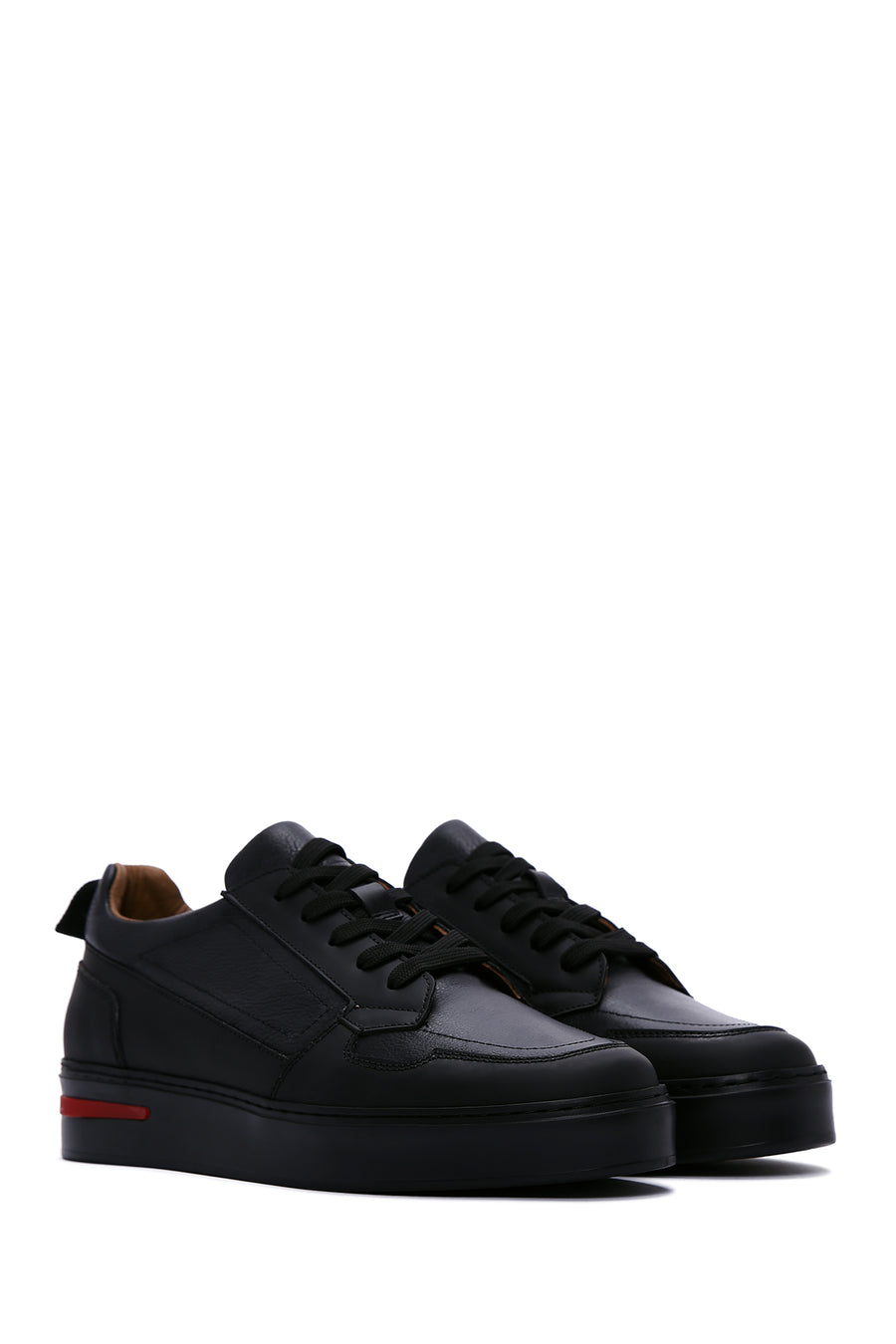 Men's Black Leather Sneaker
