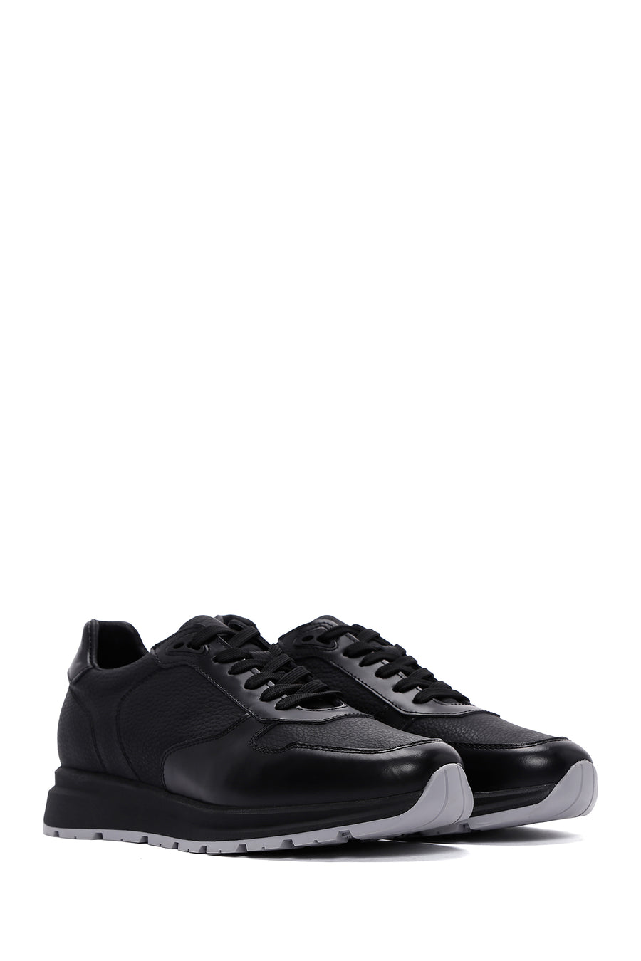 Men's Black Leather Casual Sneaker