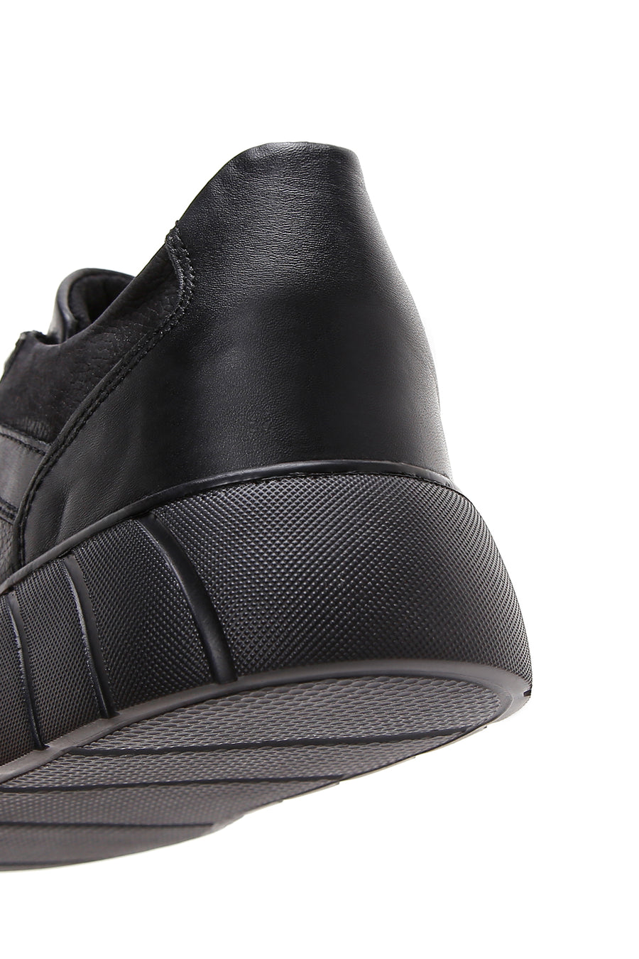 Men's Black Leather Thick Soled Sneaker
