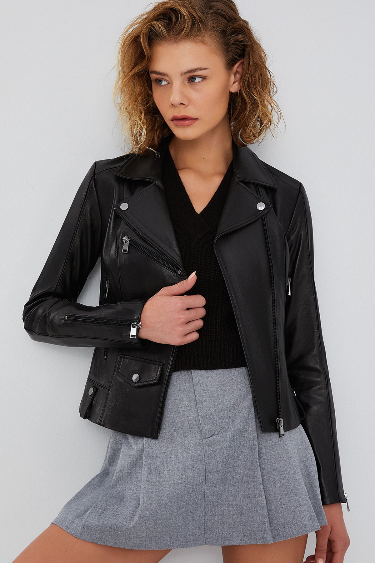 Bella Kadın Siyah Slim-Fit Biker Deri Ceket