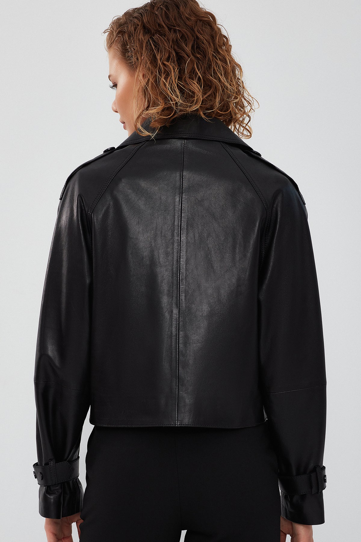 Tracy Kadın Siyah Oversize Kısa Deri Mont