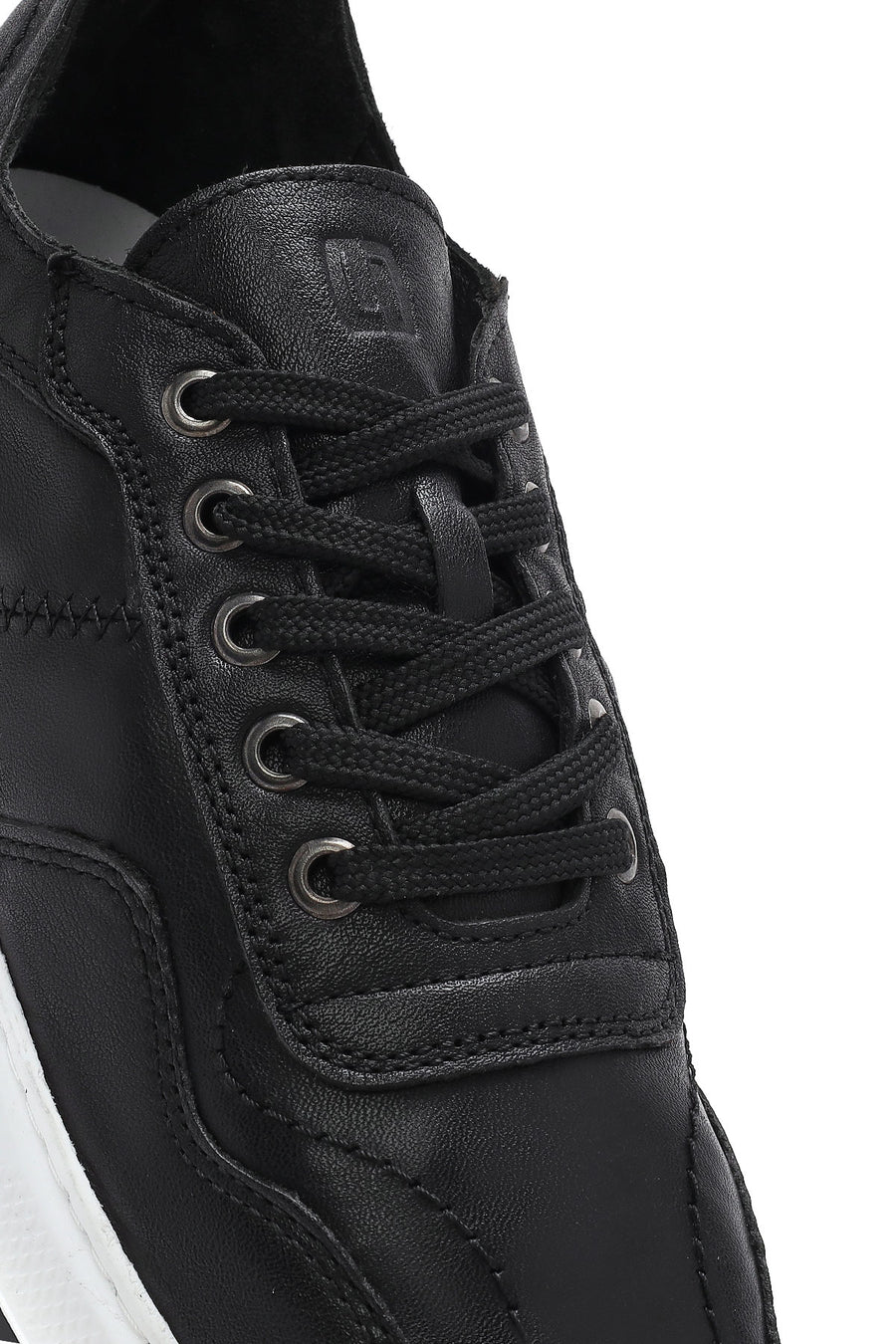 Men's Black Lace-up Leather Sneaker