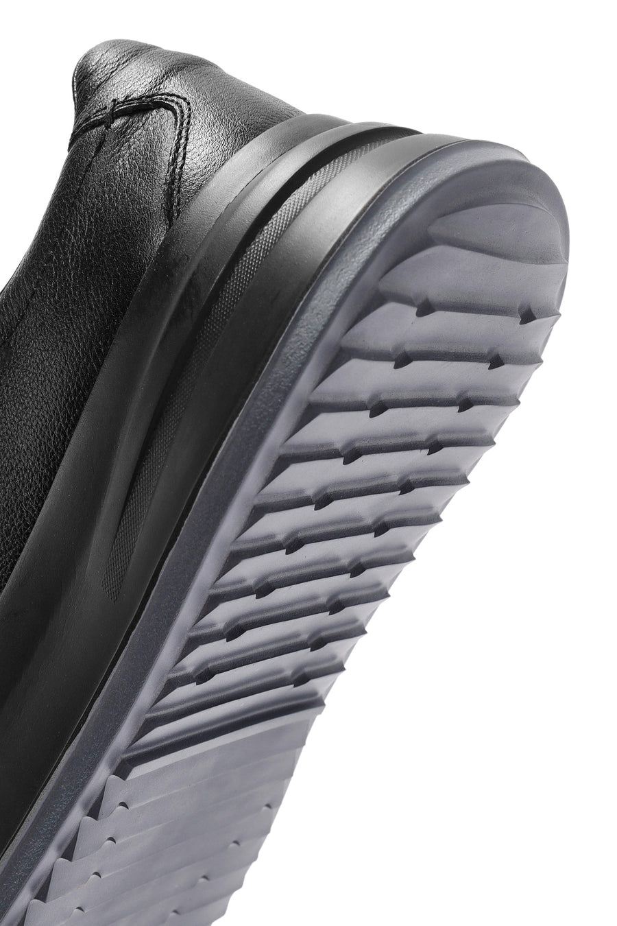 Men's Black Lace-up Leather Sneaker