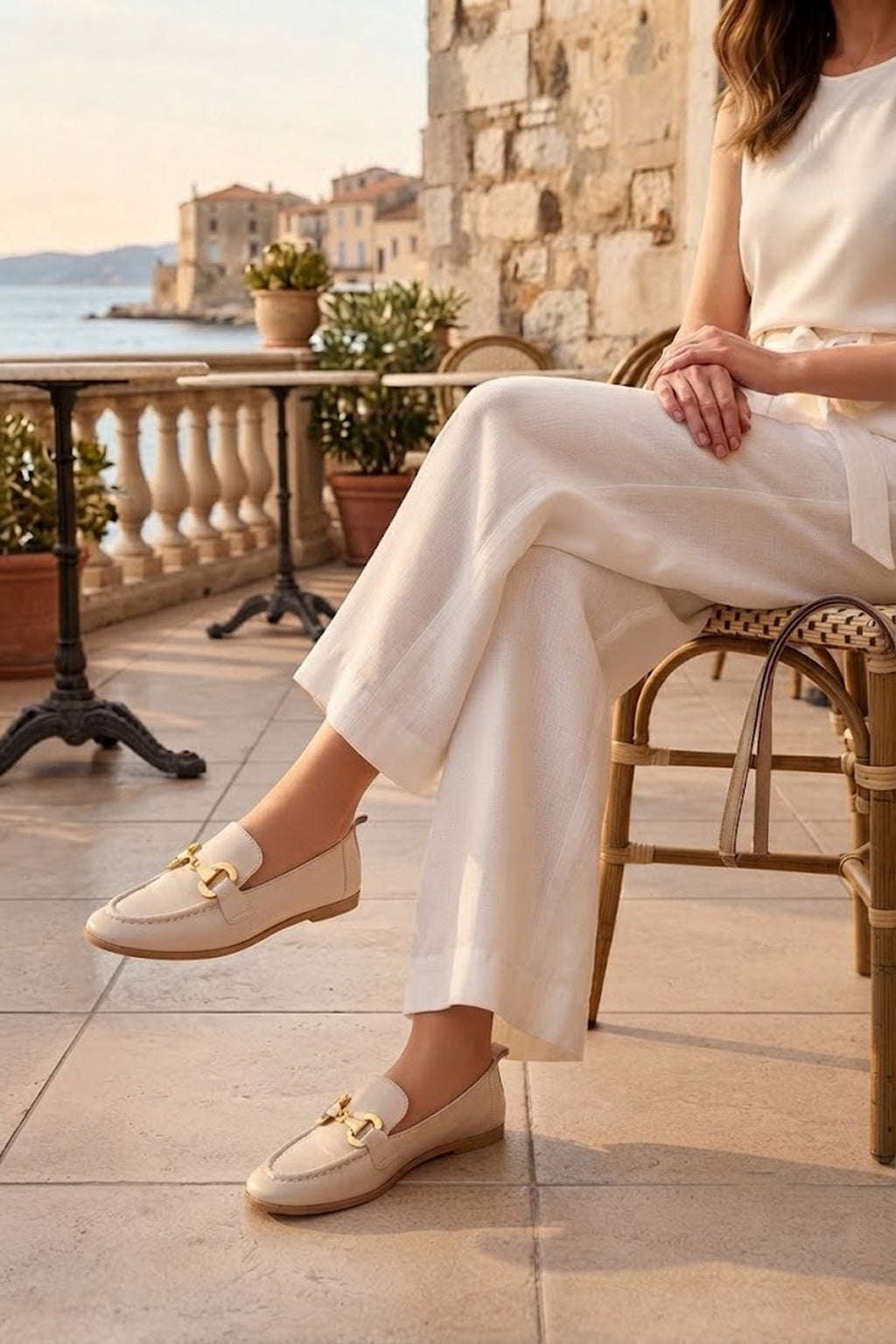 Kadın Bej Tokalı Deri Maskülen Loafer