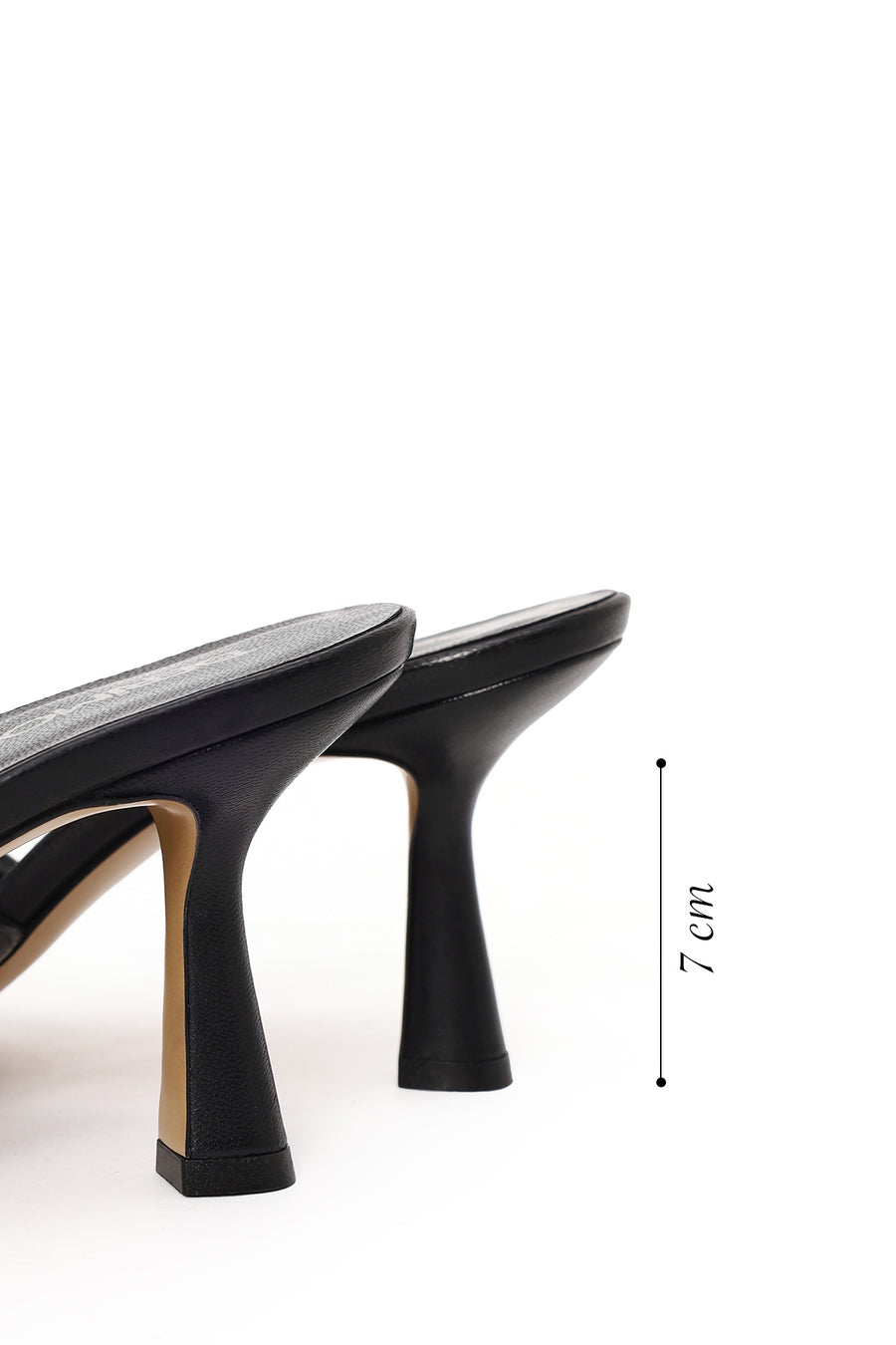 Woman Black Printed Thin-Heeled Leather Slippers