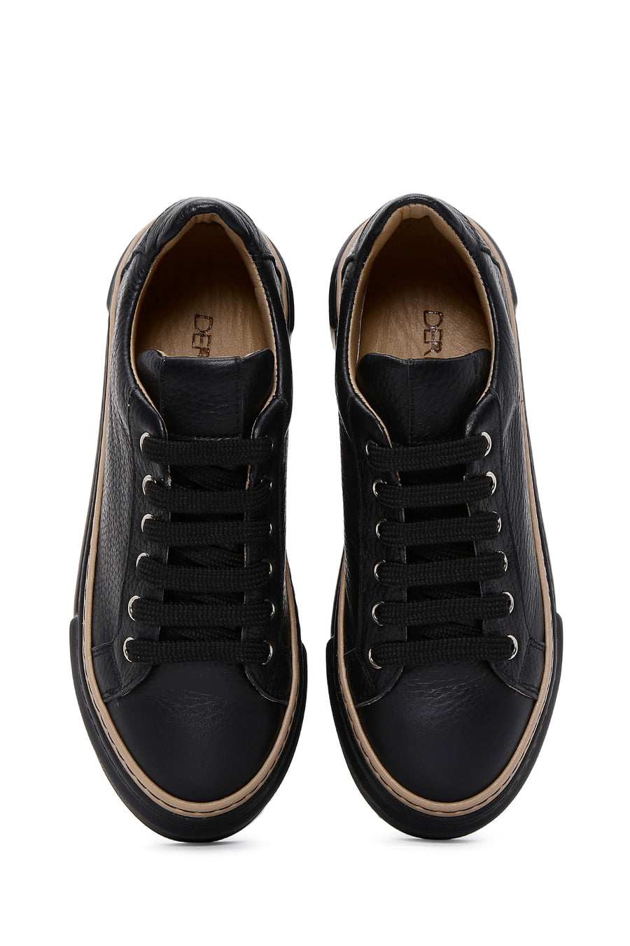 Kadın Siyah Bağcıklı Kalın Tabanlı Deri Sneaker