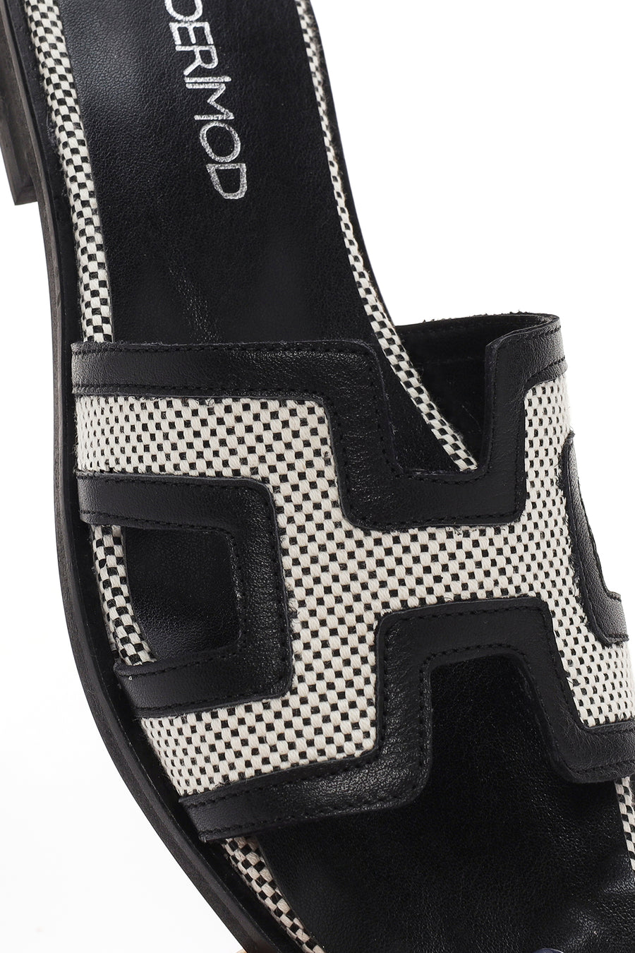 Women's Black Patterned Leather Slippers