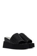 Kadın Siyah Dolgu Topuklu Deri Terlik | Derimod