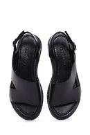 Kadın Siyah Bilekten Bantlı Deri Sandalet | Derimod