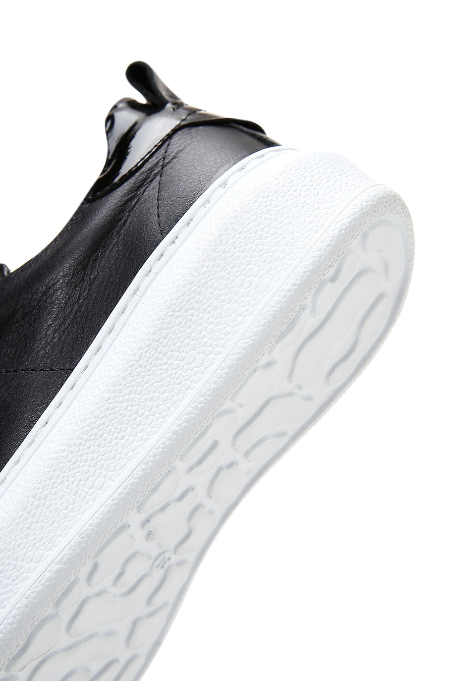 Kadın Siyah Bağcıklı Deri Sneaker