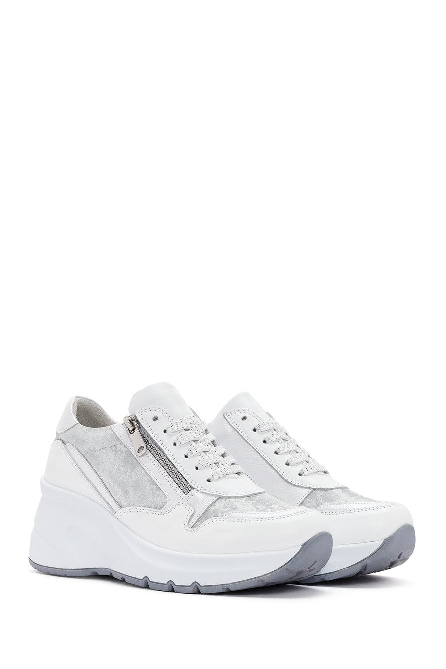 Kadın Beyaz Dolgu Topuklu Bağcıklı Deri Sneaker
