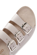 Kadın Gri Tokalı Deri Comfort Terlik | Derimod