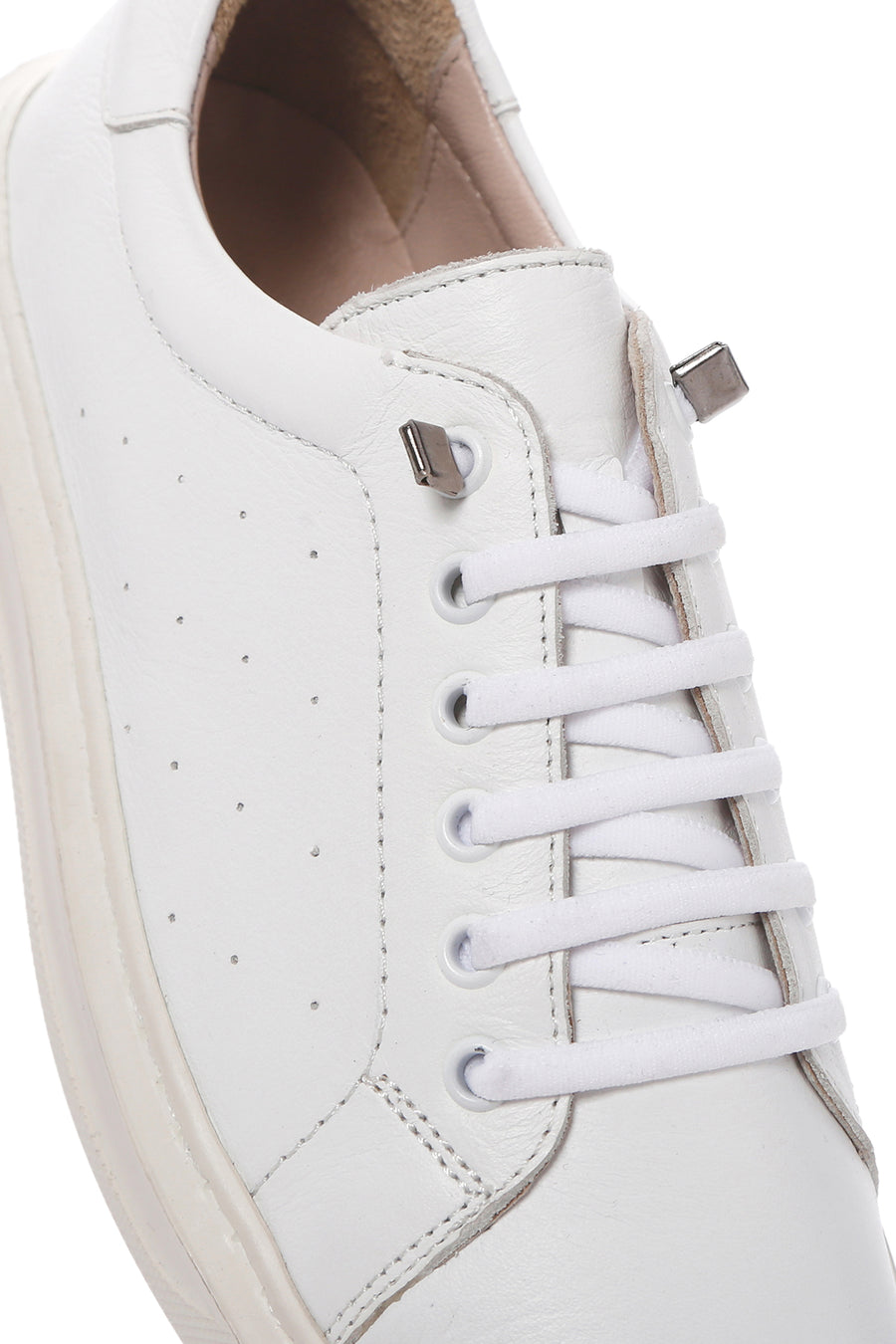 Kadın Beyaz Bağcıklı Deri Sneaker