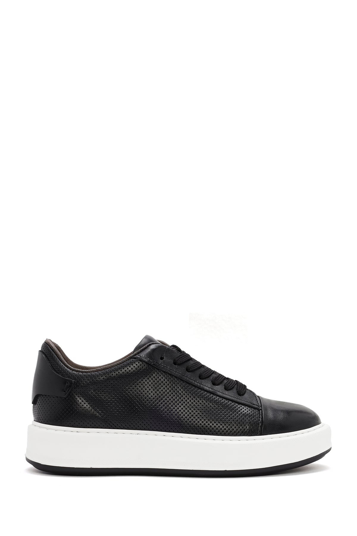 
Men's Black Lace-Up Leather Sneaker
 24SFD601826 | Derimod