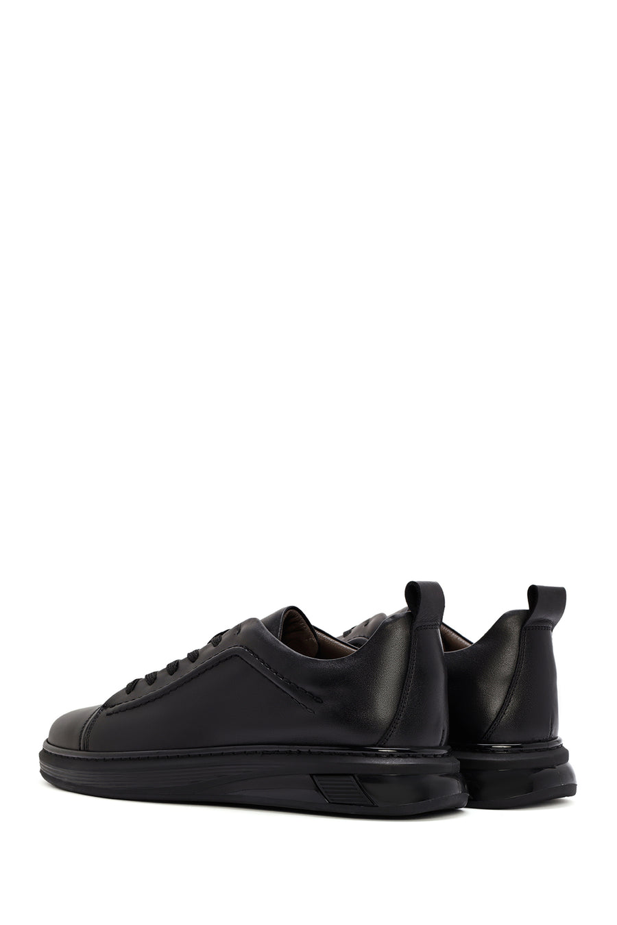 
Men's Black Thick Sole Lace-Up Leather Sneaker
