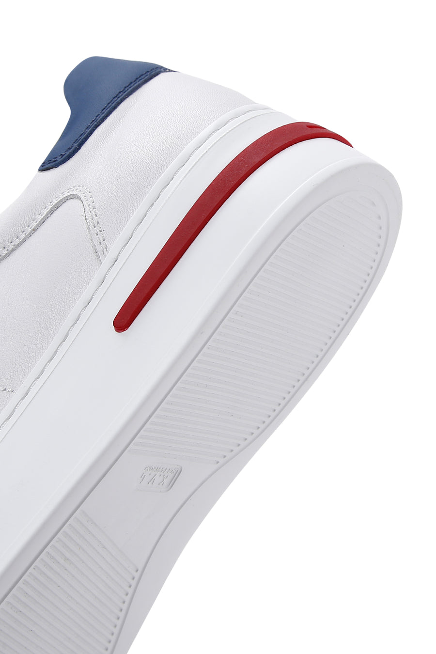 Men's White Lace-up Leather Sneaker