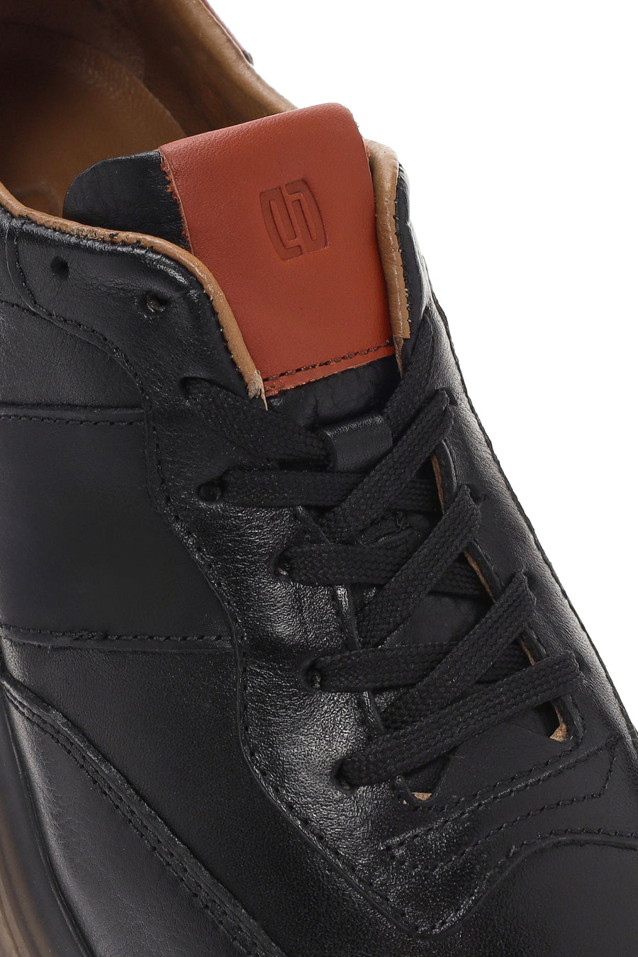 Erkek Siyah Bağcıklı Kalın Tabanlı Deri Casual Sneaker