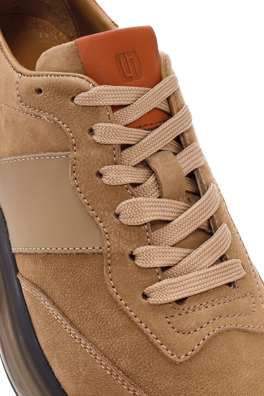 Erkek Bej Bağcıklı Nubuk Deri Casual Sneaker
