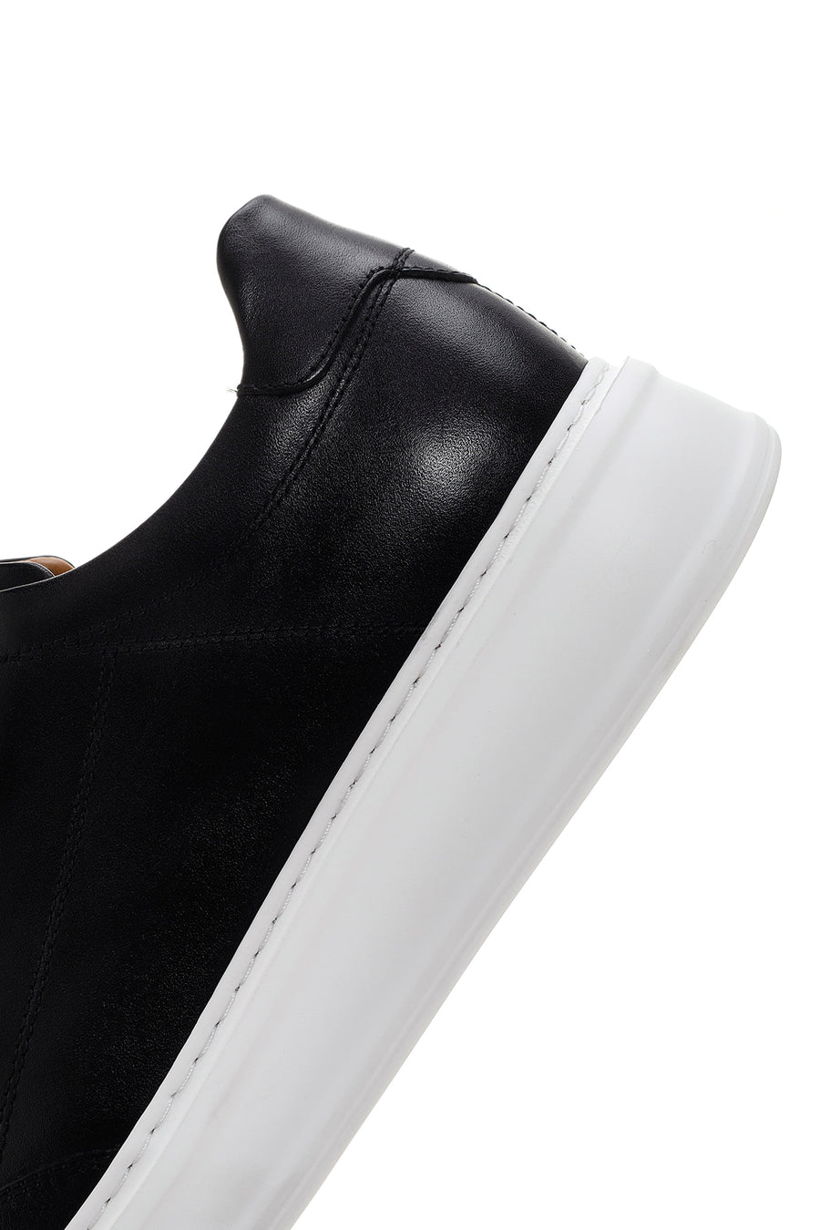 Erkek Siyah Kalın Tabanlı Bağcıklı Deri Sneaker