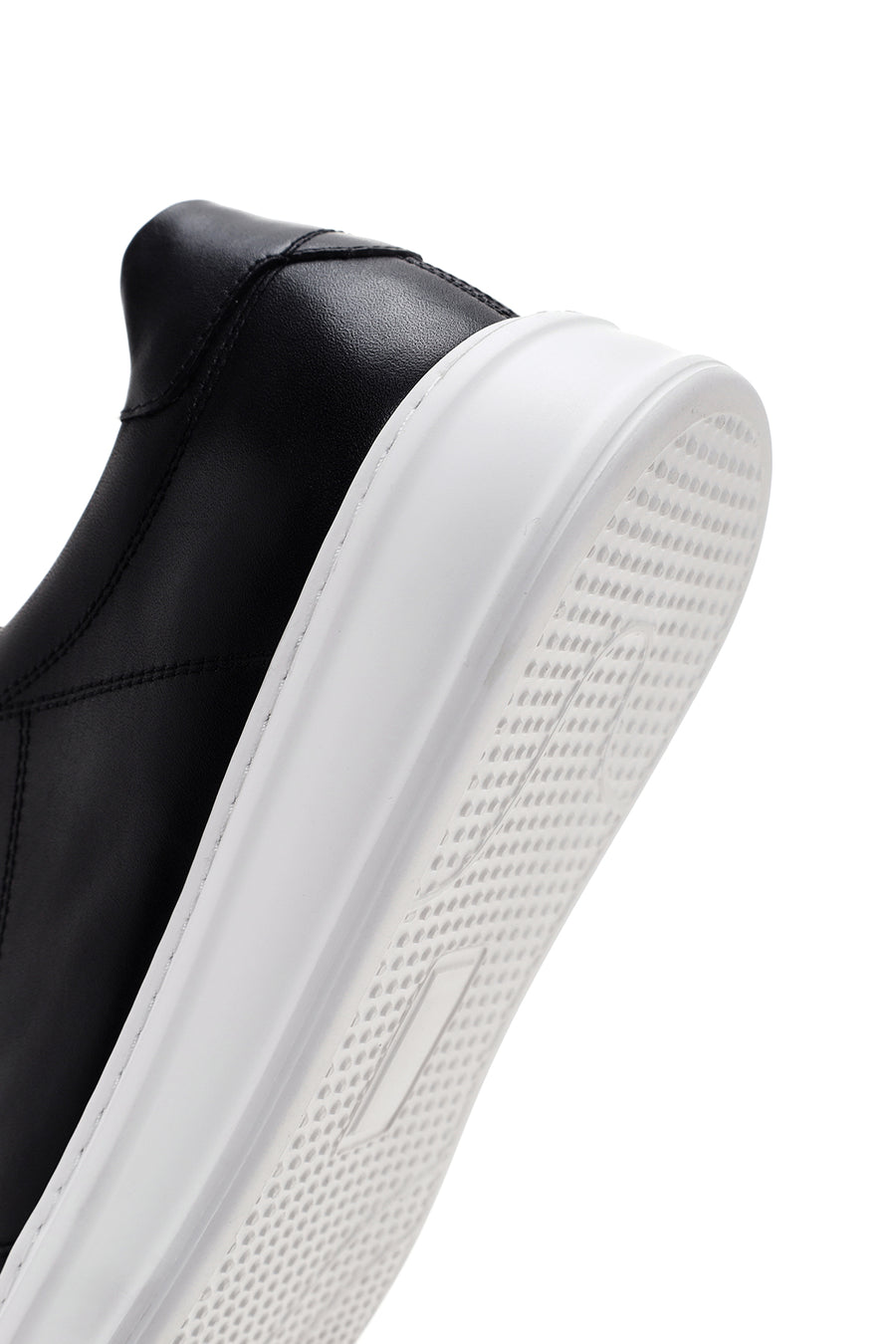 Erkek Siyah Kalın Tabanlı Bağcıklı Deri Sneaker