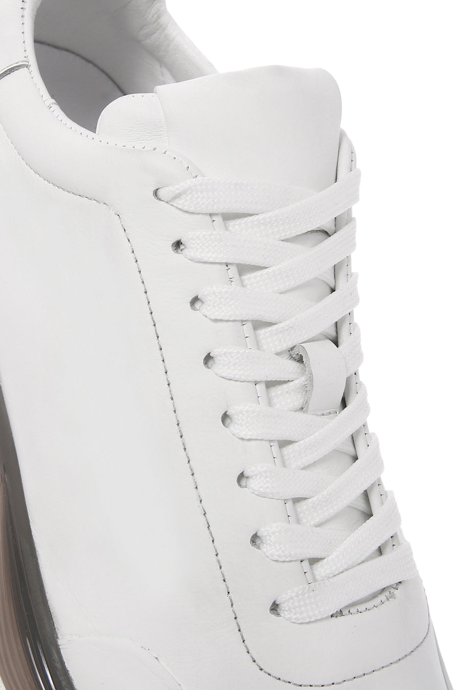 Erkek Beyaz Bağcıklı Kalın Tabanlı Deri Sneaker