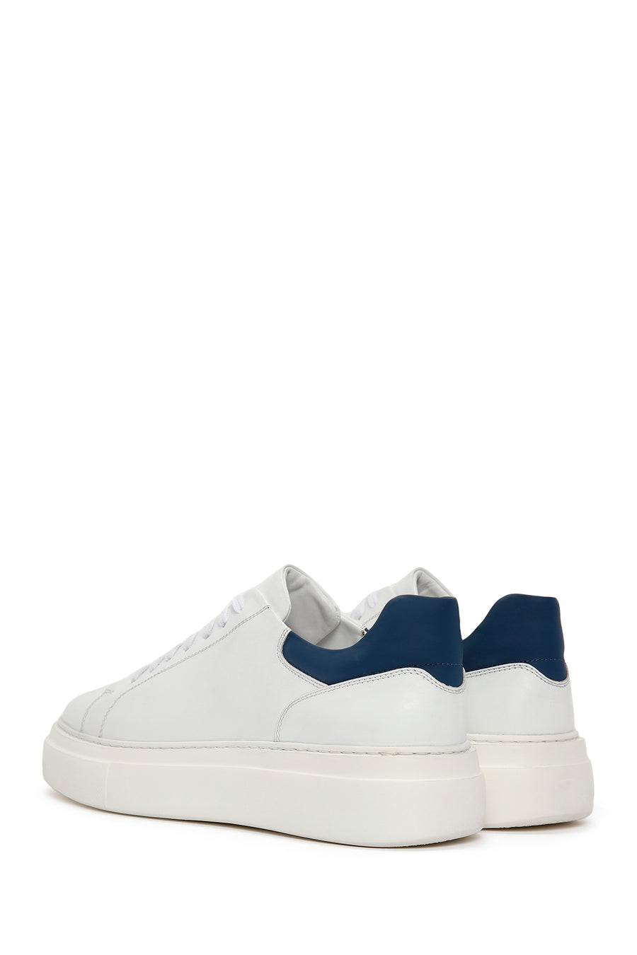 Erkek Beyaz Bağcıklı Kalın Tabanlı Deri Sneaker