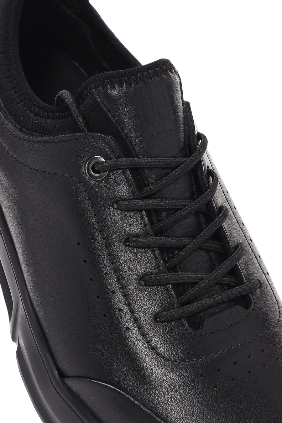 Men's Black Lace-up Leather Sneaker