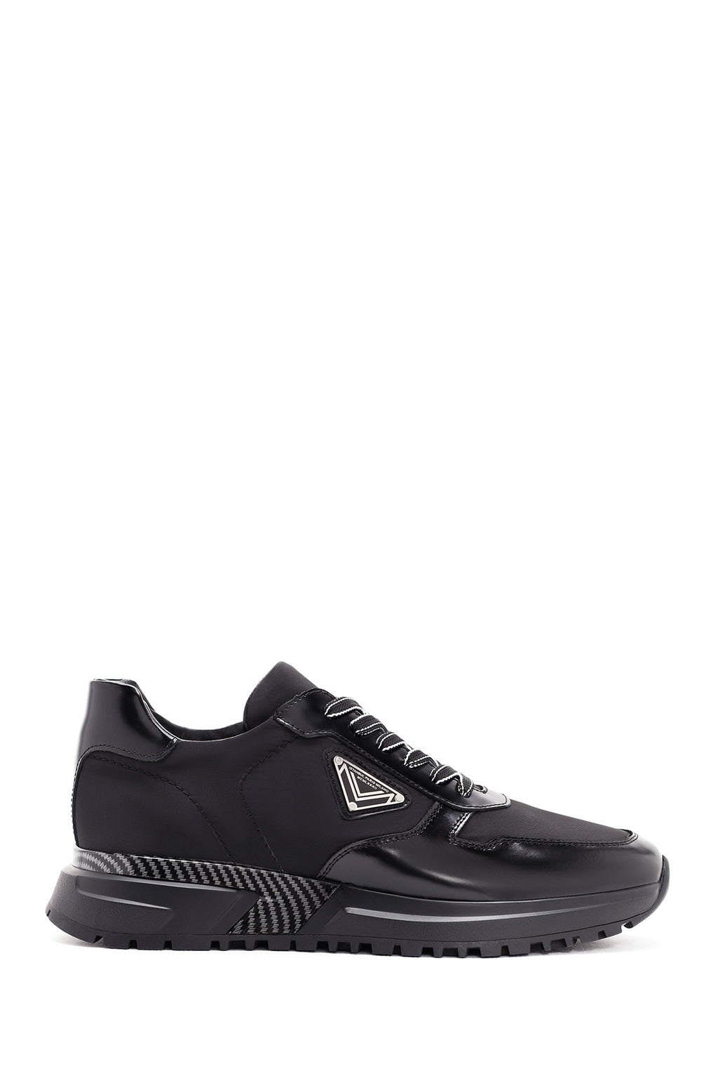 Erkek Siyah Kalın Tabanlı Bağcıklı Deri Sneaker