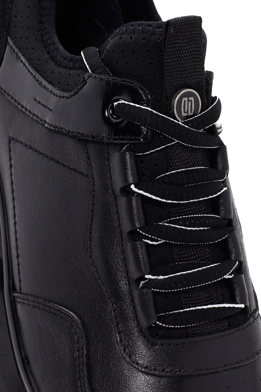 Men's Black Lace-up Leather Sneaker